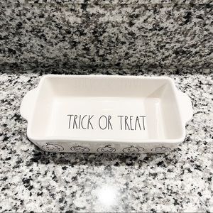 Rae Dunn Trick & Treat Baking Dish